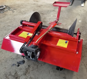 Máquina agrícola para hacer surcos de patatas, cultivadora de mini arados para tractores de un solo eje - Product Image 5