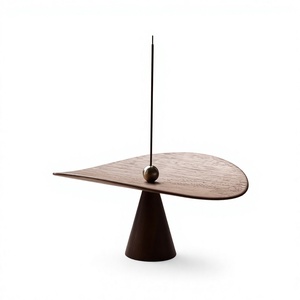 Porte-encens au design moderne, base nordique avec plateau rond, brûleur d'encens en bois poli, décoration de table, diffuseur d'arômes - Product Image 1