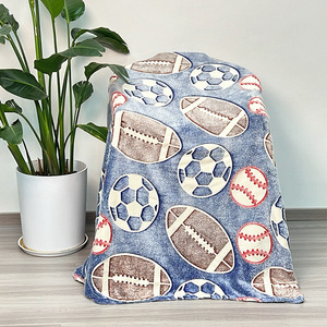 <span class=keywords><strong>2025</strong></span> tùy chỉnh thiết kế mới cầu vồng dạ quang Kỳ Lân <span class=keywords><strong>flannel</strong></span> ném chăn 100% <span class=keywords><strong>polyester</strong></span> phát sáng sọc tối lễ hội bé không độc hại - Product Image 6