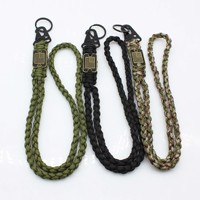 Porte-clés long tressé fait main en plein air, sangle tressée, cintre, accessoires de camping en plein air