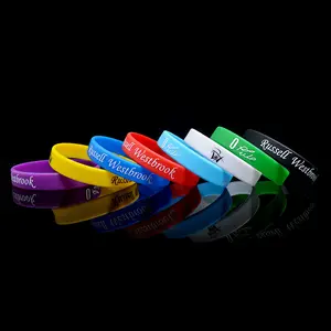 Presentes personalizados borracha personalizada silicone esporte jóias em relevo pulseira mens pulseira pulseira