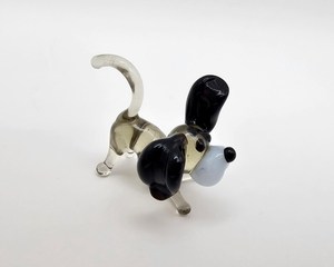 Figura de Perro de Vidrio Soplado a Mano, Escultura de Animal, Artesanía Hecha a Mano, Feng Shui, Religiosa, Decoración de Pascua y Navidad, Pieza de Arte Decorativa de Rajasthan - Product Image 1