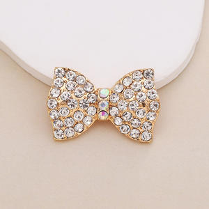 धातु की विलासिता वाली जंक फोन केस चार्जर डिजाइनर ब्रांड लोगो सजावट के साथ आकर्षक ब्रांड लोगो सजावट आकर्षण 0010 - Product Image 5