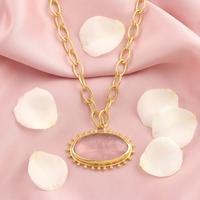 Collier pendentif ovale en quartz rose naturel de grande taille, chaîne à maillons ovales plaquée or 18 carats, collier pendentif artisanal perlé de créateur