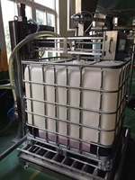 Machine de remplissage semi-automatique à tête unique pour cuves IBC de 1 à 1,5T, en acier inoxydable 304, pour l'industrie chimique et alimentaire