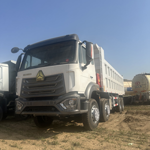 Camion benne basculante HOWO 8x4 371HP, 12 roues, Sinotruk, 31 tonnes, poids lourd 380 336 - Product Image 2