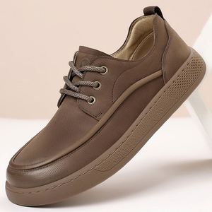 Chaussures de marche légères en PU pour hommes, nouvelle collection 2026, respirantes, semelle souple, antidérapantes, à lacets, chaussures tendance - Product Image 3