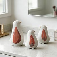 Ensemble de décorations d'oiseaux en céramique sur le thème de la famille, figurines d'oiseaux minimalistes faites à la main, vente en gros, cadeaux de décoration pour la maison