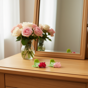 Pince à cheveux rose 6 cm, accessoire pour femmes - Product Image 3