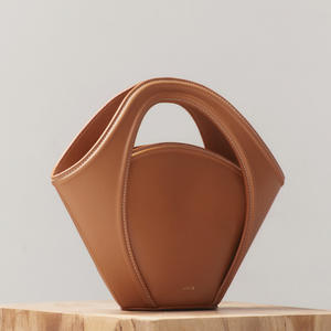 Sac fourre-tout de luxe en cuir PU souple, de grande taille, de forme seau, uni, élégant, multi-rangement, décontracté, à main, pour femme - Product Image 2