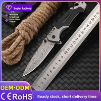 Couteau pliant tactique de survie à motif Damas pour l'extérieur, manche en bois, EDC, auto-défense, modèle 537, emballage en boîte
