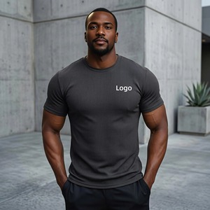 T-shirt de course unisexe personnalisé en polyester extensible quatre directions, anti-humidité, doux pour la peau, avec sublimation, faible MOQ, directement de l'usine - Product Image 1