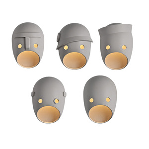 Lámpara de Pared Nórdica Danesa Creativa y Única con Diseño de Máscara Personalizado para Sala de Estar, Dormitorio, Pasillo, Cuerpo de Resina, Diseñadores Holandeses - Product Image 4