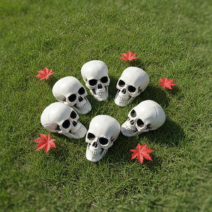 Miniatura Realista <span class=keywords><strong>de</strong></span> Calavera para Halloween, 6 Piezas <span class=keywords><strong>con</strong></span> Textura Detallada para Decoración Espeluznante <span class=keywords><strong>de</strong></span> Mesa, Suministros para Fiestas <span class=keywords><strong>de</strong></span> Casas Encantadas - Product Image 6