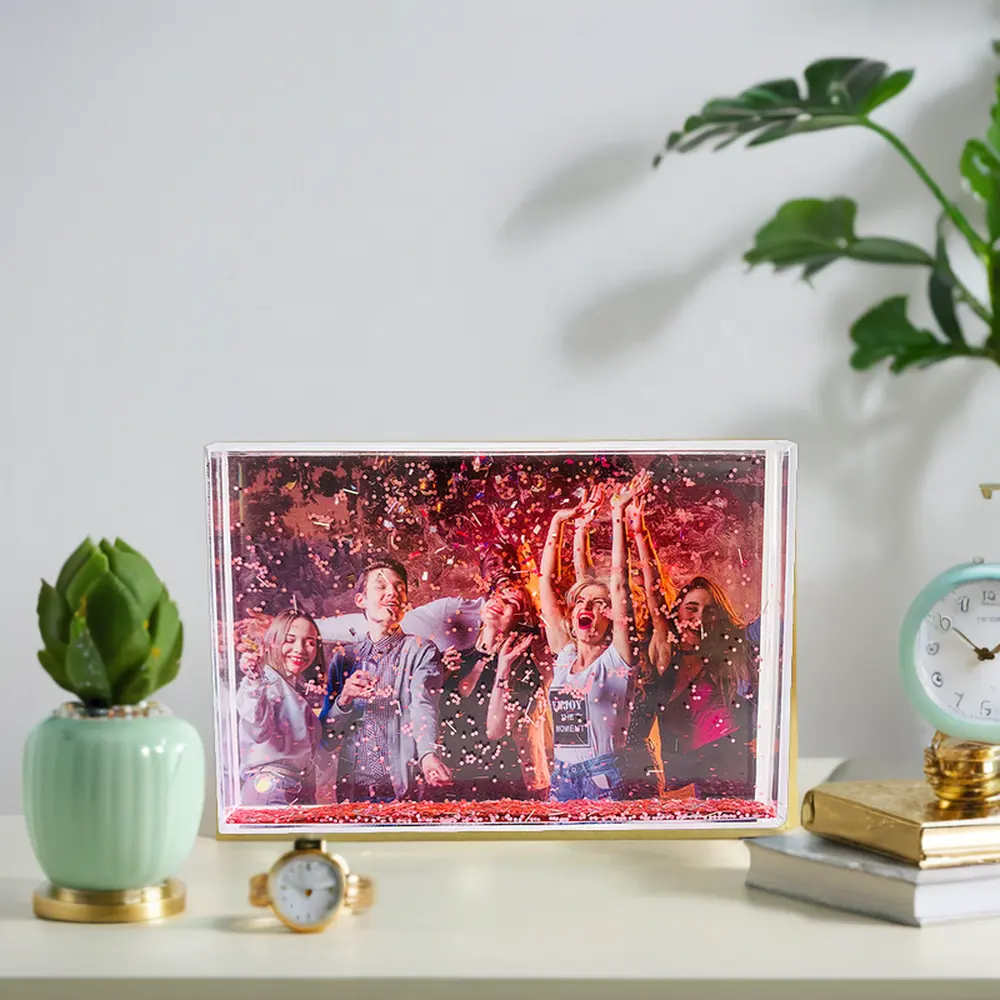 Large Square Liquid Glitter Picture Frame Plastic Photo Frame with Water Snow Globes for Glitter Photo Displays