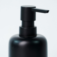 Ensemble d'accessoires de salle de bain en résine comprenant un distributeur de savon Boîte à mouchoirs Porte-brosse à dents Ensemble de toilette stocké pour la maison
