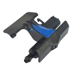 หัวฉีดน้ำล้างกระจกหน้ารถเมอร์เซเดส-เบนซ์ ML-Class W164 รุ่น 1648600347 แบบกลไก ทำจากพลาสติก - Product Image 3