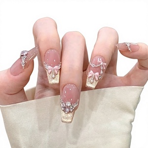 Luna – Faux ongles press-on faits main avec motif <span class=keywords><strong>Alice</strong></span> <span class=keywords><strong>au</strong></span> <span class=keywords><strong>pays</strong></span> <span class=keywords><strong>des</strong></span> <span class=keywords><strong>merveilles</strong></span>, nœud girly et effet œil de <span class=keywords><strong>chat</strong></span> dégradé – 10 pièces - Product Image 4