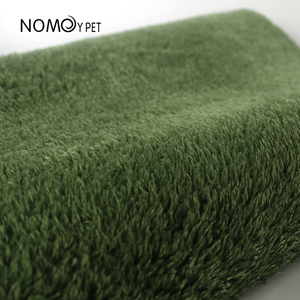 Siete tamaños disponibles Alfombra de reptil suave verde Alfombra para jaulas de terrarios de reptiles - Product Image 4