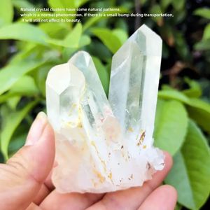 กลุ่มคริสตัลควอตซ์ใสธรรมชาติ รูปทรงไม่สม่ำเสมอ คริสตัลดิบสำหรับบำบัดพลังงาน หินเรกิ ตกแต่งบ้าน สำนักงาน ฮวงจุ้ย ขายส่ง รับผลิตตามสั่ง (OEM) - Product Image 4