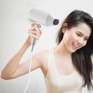 Mini <span class=keywords><strong>secador</strong></span> de <span class=keywords><strong>pelo</strong></span> de salón profesional de alta velocidad BLDC de iones negativos de 2100 vatios portátil <span class=keywords><strong>secador</strong></span> de <span class=keywords><strong>pelo</strong></span> de secado rápido - Product Image 2