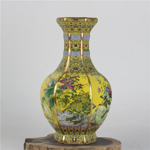 Vase en porcelaine céramique antique jaune <span class=keywords><strong>petit</strong></span> design art déco et classique pour décor de table de cuisine ou comme <span class=keywords><strong>pot</strong></span> usage domestique moderne - Product Image 2