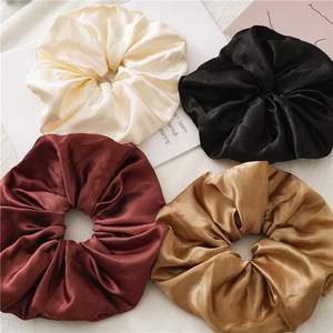 Coleteros de satén de seda suave personalizados al por mayor, extragrandes, tipo <span class=keywords><strong>donut</strong></span> y <span class=keywords><strong>para</strong></span> cola de caballo, estilo dulce <span class=keywords><strong>para</strong></span> fiestas, <span class=keywords><strong>para</strong></span> mujer - Product Image 3