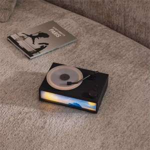 Diffuseur d'aromathérapie portable mini en vinyle rétro à bruit blanc avec lumière RGB, prise en charge de la carte mémoire et du téléphone portable - Product Image 3