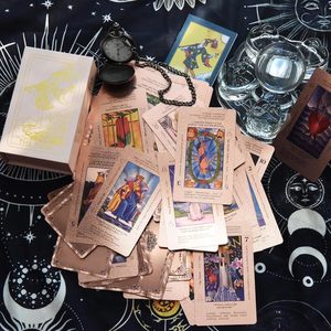 Baraja de Cartas del Tarot de Arte Moderno ZS Fantasy, con Estampado en Lámina Dorada Rosa, Acabado Brillante, Esquinas Cuadradas, Cartas de Lectura Espiritual, Caja de Cartón - Product Image 1