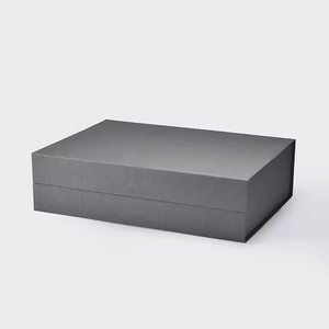 Boîte cadeau de luxe personnalisée avec logo, grand format, en carton rigide noir, finition mate, pliable, avec fermeture magnétique, vide - Product Image 4