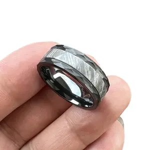 Fedi nuziali da uomo da 8mm anelli in zirconio nero intarsio in vera Meteorite Design martellato Comfort Fit altri metalli disponibili