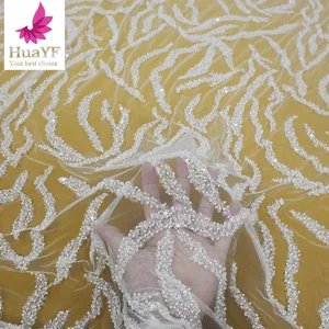 Nieuwe Hoge Kwaliteit Witte Bruiloft Kralen Geborduurde Tule Lace Bridal Dress Groothandel Prijs Stof HY2195-2