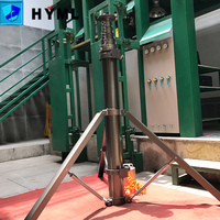 Mât de levage de trépied à tirage droit en alliage d'aluminium avec revêtement anodisé dur, portable AKX6-150-1650-6000 pour l'éclairage extérieur