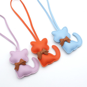 Breloque de sac chat en cuir PU souple, avec nœud décoratif, silhouette de chat gonflée, pendentif de lanière, accessoire multicolore pastel, style minimaliste et doux - Product Image 5