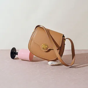 Yüksek kalite lüks Crossbody çanta kore omuz çantası küçük kadın askılı çanta Retro basit moda