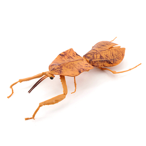 بالجملة مجسمات السحلية الصلبة محاكاة الحشرات PVC أشكال Mantis - Product Image 2
