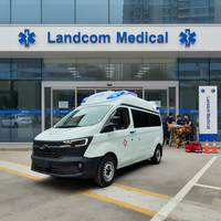 Ambulance Ford V362 à essence 4x2 avec un design extérieur et intérieur de dernière génération