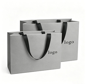 Bolsas de Compras de Papel Rosa de Lujo Personalizadas con Asas de Listón Negro, Impresión Offset, Papel de Arte Reutilizable, Embalaje para Regalos Empresariales - Product Image 4