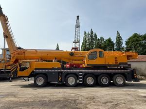 Mini-grue télescopique articulée hydraulique mobile xcmgg 100 tonnes, tout-terrain, montée sur chenilles, pour levage de marchandises et moteur - Product Image 2