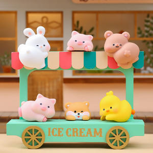 Nuevas y lindas figuras de resina <span class=keywords><strong>Q</strong></span>-version de <span class=keywords><strong>la</strong></span> adorada figura de <span class=keywords><strong>la</strong></span> suerte en posición de boca abajo, pequeños adornos artesanales hechos a mano. - Product Image 3