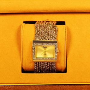 Montre pour femme en cristal à succès, cadran carré, style bracelet, montre à quartz - Product Image 2