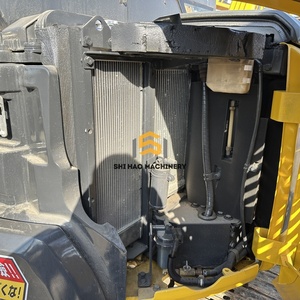 ประหยัดน้ำมันและทรงพลัง เหมาะสำหรับการเกษตรและการใช้งานในบ้าน รถขุดขนาดเล็ก 4 ตัน ยี่ห้อโคมัตสึ รุ่น PC40mr มือสอง - Product Image 2