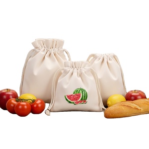 Pochette cadeau personnalisée en toile de coton écologique avec cordon de serrage, motif dessin animé et logo imprimé sur mesure - Product Image 1