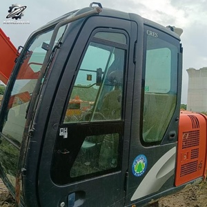 Mini-excavatrice sur chenilles hydraulique Hitachi ZX70 d'occasion, modèle 2023, moteur Yanmar, composants Kawasaki, moteur 7 T, godet de 0,35 m - Product Image 3
