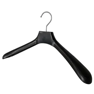 Hoge Kwaliteit Groothandel Custom Logo Zwarte Antislip Display Pp Ps Plastic Hanger Pak Jas Hangers Met Metalen Haak