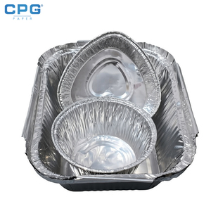 Barquette alimentaire en aluminium commerciale 750 ml avec couvercle en aluminium à rebord roulé pour la préparation et la livraison de repas - Product Image 1