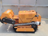 Mesin Pemotong Rumput Diesel 15HP Kendali Jarak Jauh, Pemotong Rumput Crawler Lebar Potong 80cm, Pengangkat Elektrik untuk Kebun di Lereng Bukit