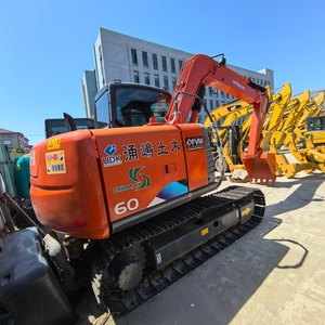 Excavadora Usada Hitachi 60 ZX60 Original de 6 Toneladas Fabricada en Japón con Caja de Cambios y Bomba, Bajo Consumo de Combustible, Fácil Mantenimiento - Product Image 4
