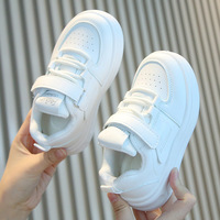 Nouvelles Chaussures Scolaires Blanches pour Enfants Style Printemps/Automne, Chaussures Décontractées à Plateforme pour Garçons, Baskets Souples pour Bébés et Enfants en Gros
