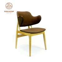 Chaises de bar en bois avec coussin et dossier, meubles de café, hôtel, bistrot, restaurant, élégants et bon marché en gros
